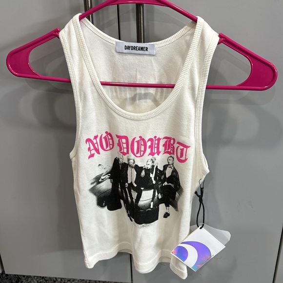 Daydreamer No Doubt Seven Night
Stand Tank - Picture 5 of 8